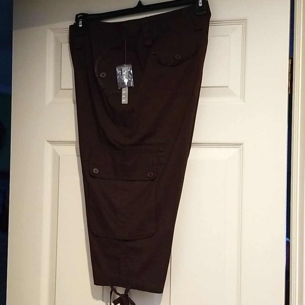 NWT NY Collection Chocolate Brown Capri Pants